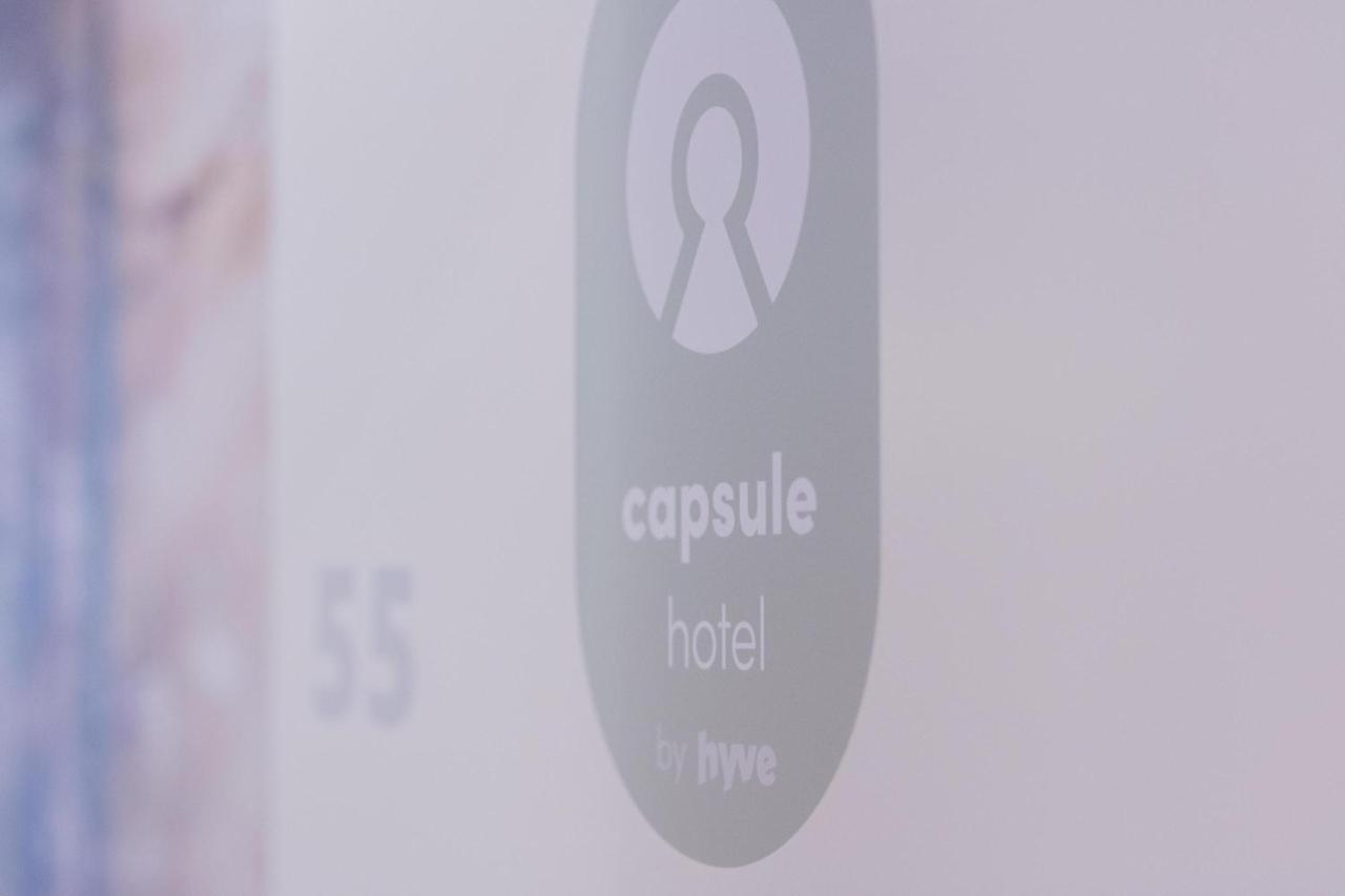 Capsule Hotel By Hyve Bazylea Zewnętrze zdjęcie